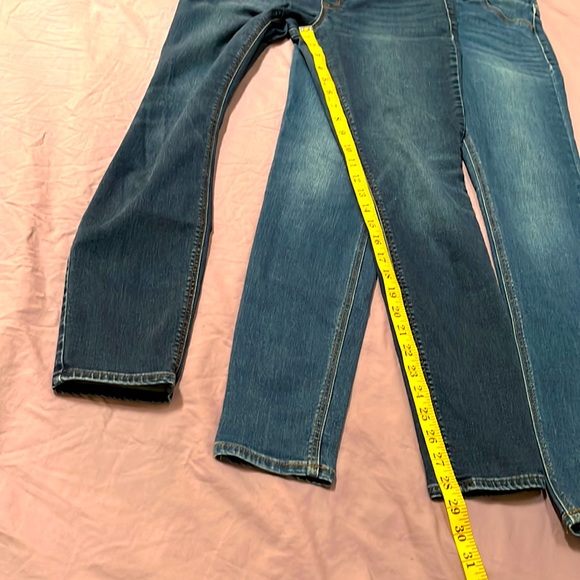 Old Navy Rockstar Super Skinny Jeggings Mid Rise Size 8 - Picture 2 of 7